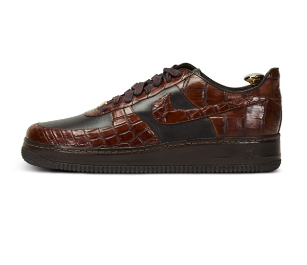 Schuhe aus hochwertigen und exotischen Materialien